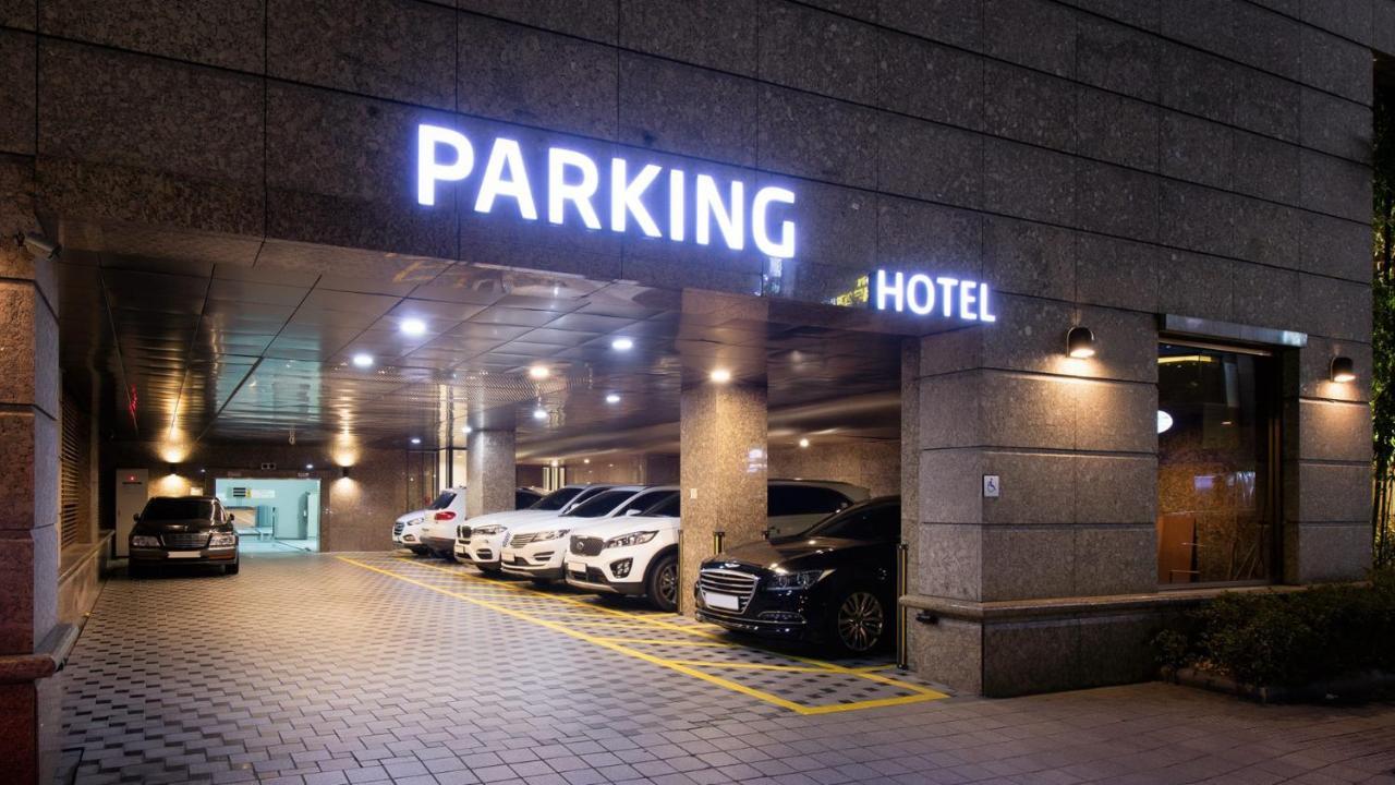 The Palm Spring A Boutique Hotel Naraina New Delhi Extérieur photo